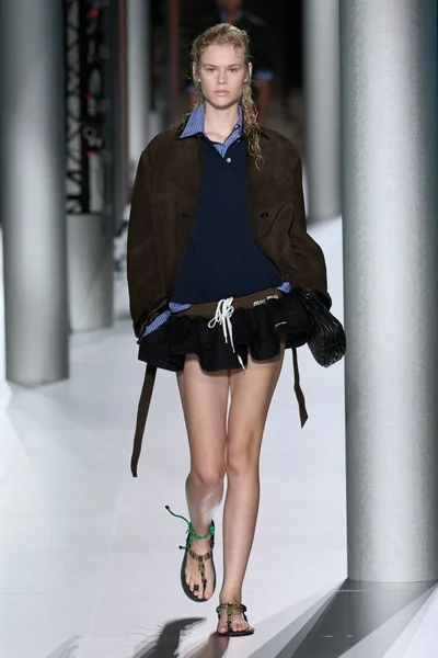 Look 56